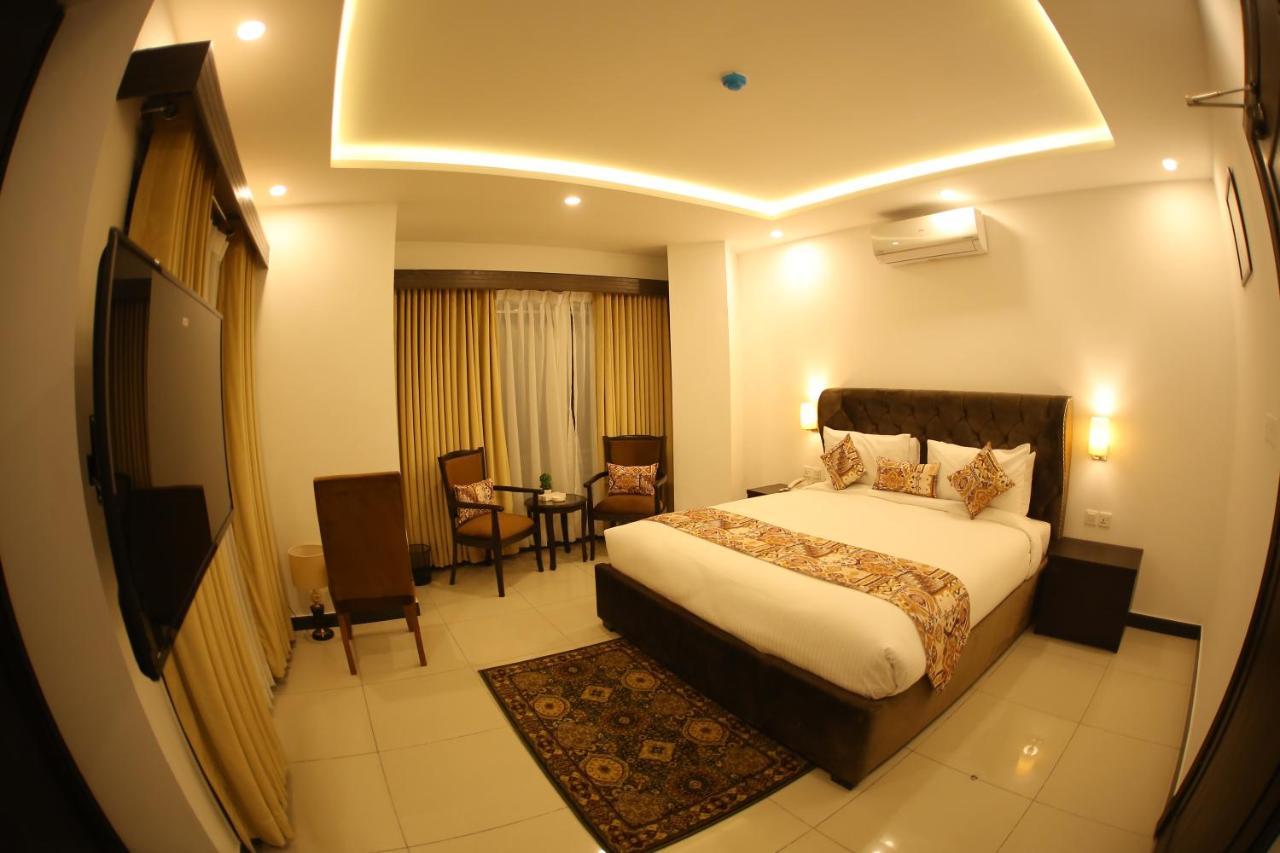 Grand Mongolia Hotel Rawalpindi Zewnętrze zdjęcie